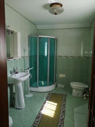 Загородные дома Casa Gotika Вама Двухместный номер с 1 кроватью и общей ванной комнатой-5